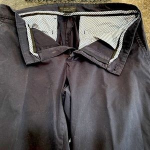 Men’s store at Bloomingdale’s dress pants. 34x32. Navy blue.